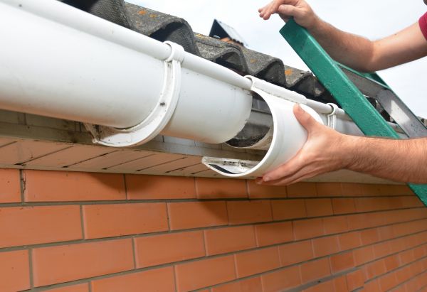 Gutter Seam Repair in Weaverville